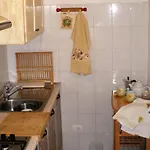 In With Pool קורטונה