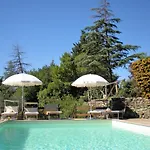 In With Pool בית נופש קורטונה