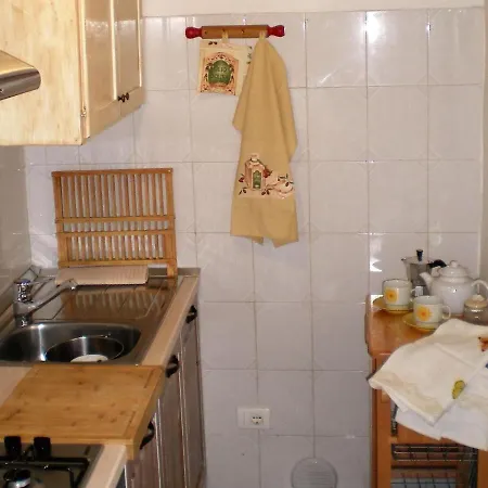 In With Pool 哥尔顿